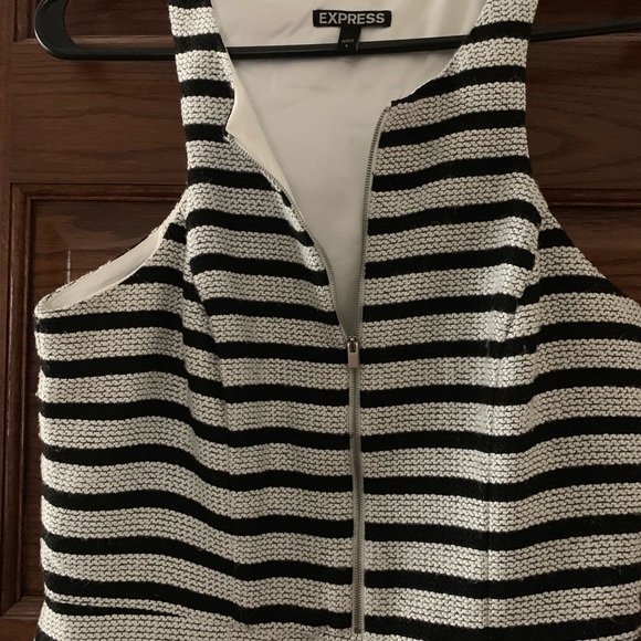 Express black and white striped zipper front dress - Picture 5 of 7